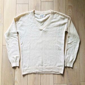 French Brand Marie Sixtine 100% Cashmere V Neck Sweater in Cream Size M